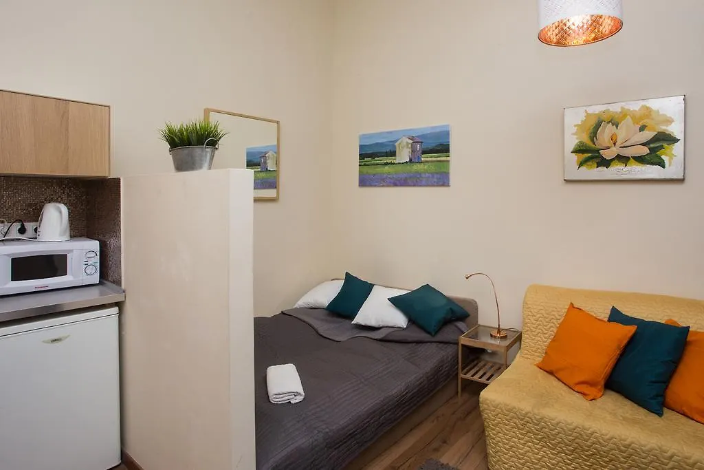Home Apartment Near Blaha Lujza Square ブダペスト ハンガリー